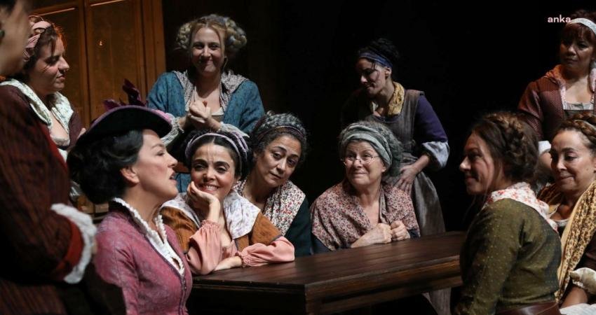 İstanbul Büyükşehir Belediyesi Şehir Tiyatroları Lucy Kirkwood’un yazdığı, Özden Gököz’ün