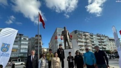 Silivri Belediyesi, 29 Ekim Cumhuriyet Koşusu düzenledi. Dört kategoriden oluşan
