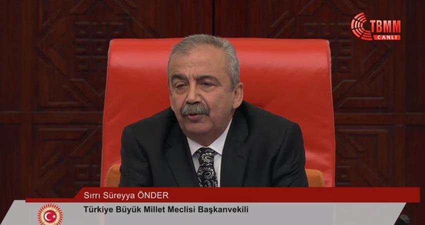 TBMM Başkanvekili Sırrı Süreyya Önder, MHP Genel Başkanı Devlet Bahçeli'nin