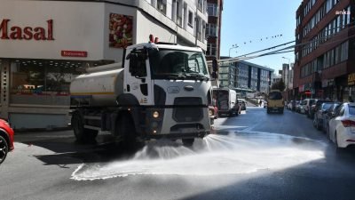 Esenyurt Belediyesi ve Kaymakamlık'ın ortaklaşa başlattığı "Bütünleşik Kent Temizliği” programı