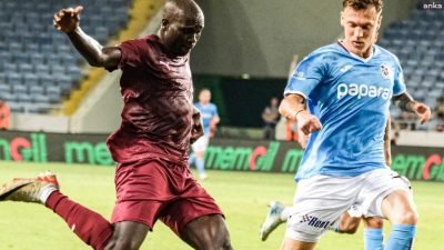Süper Lig'in 8. haftasında Trabzonspor, Hatayspor'a konuk oldu. Trabzonspor deplasmandan