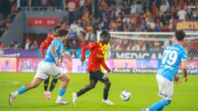 Trendyol Süper Lig'in 10. haftasında Göztepe sahasında Trabzonspor'u 2-1 mağlup