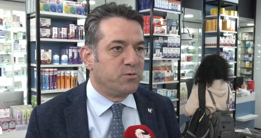 Uzman Eczacı Taner Ercancı, saat 17.30 itibariyle tüm eczanelerde ortak