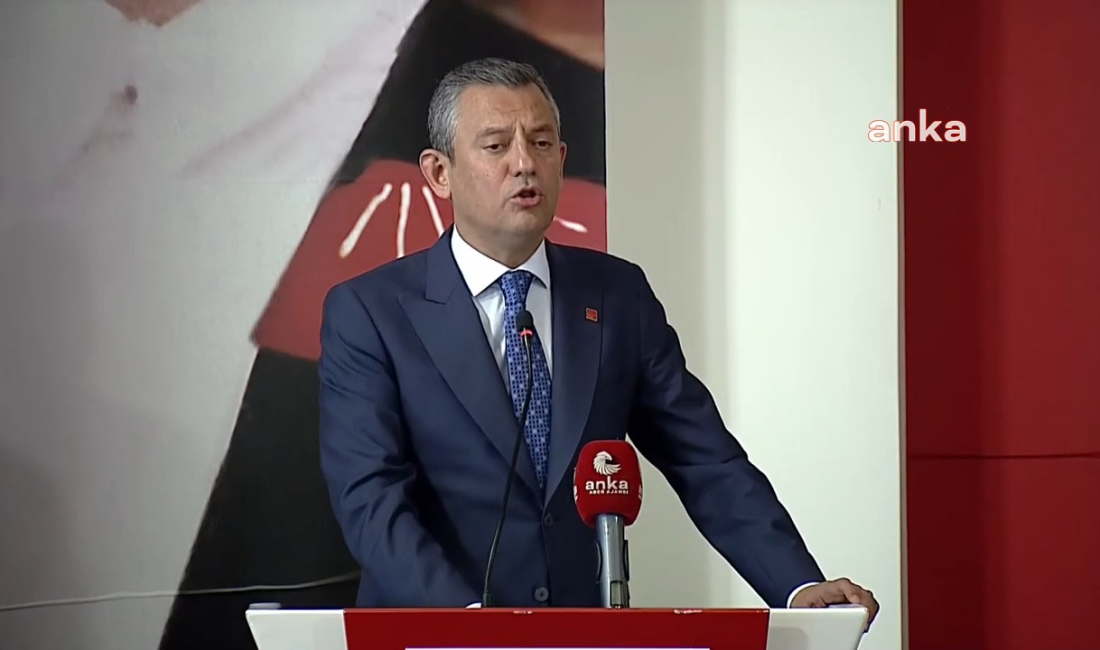 CHP Genel Başkanı Özgür Özel, Esenyurt Belediye Başkanı Ahmet Özer'in gözaltında alınmasına