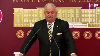 Yeniden Refah Partisi Genel Başkan Yardımcısı Doğan Bekin, CHP'li Esenyurt