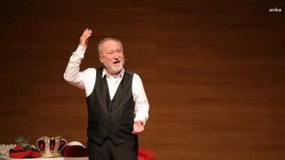 Keçiören Belediyesi 27'nci Uluslararası Ankara Tiyatro Festivali kapsamında tiyatro sanatçıları