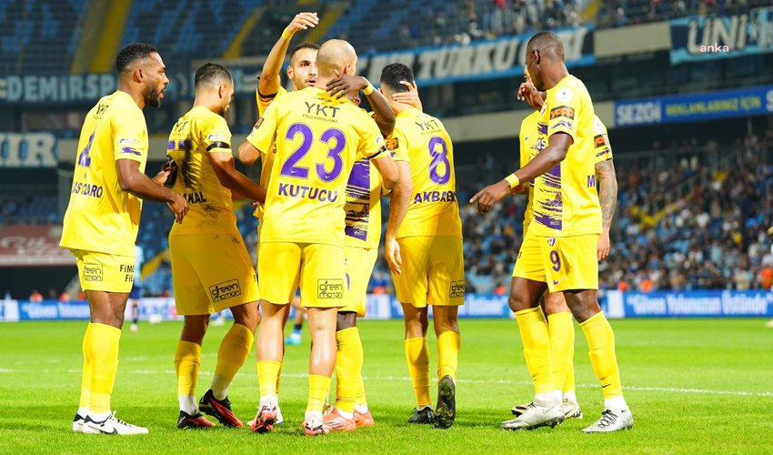 Süper Lig'in 12. haftasında Adana Demirspor sahasında ikas Eyüpspor’a 1-0