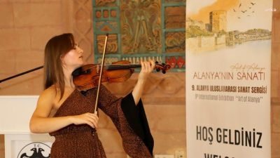 Alanya Belediyesi Yabancılar Meclisi öncülüğünde gerçekleştirilen Alanya Uluslararası Sanat Sergisi,