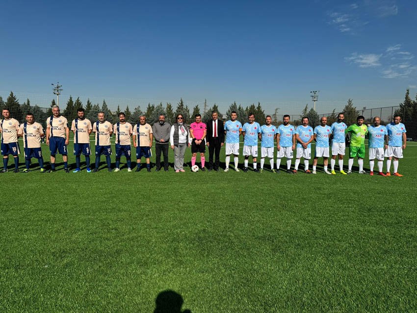 etimesgut-belediyesi-ve-kent-konseyi-hali-saha-futbol-turnuvasi