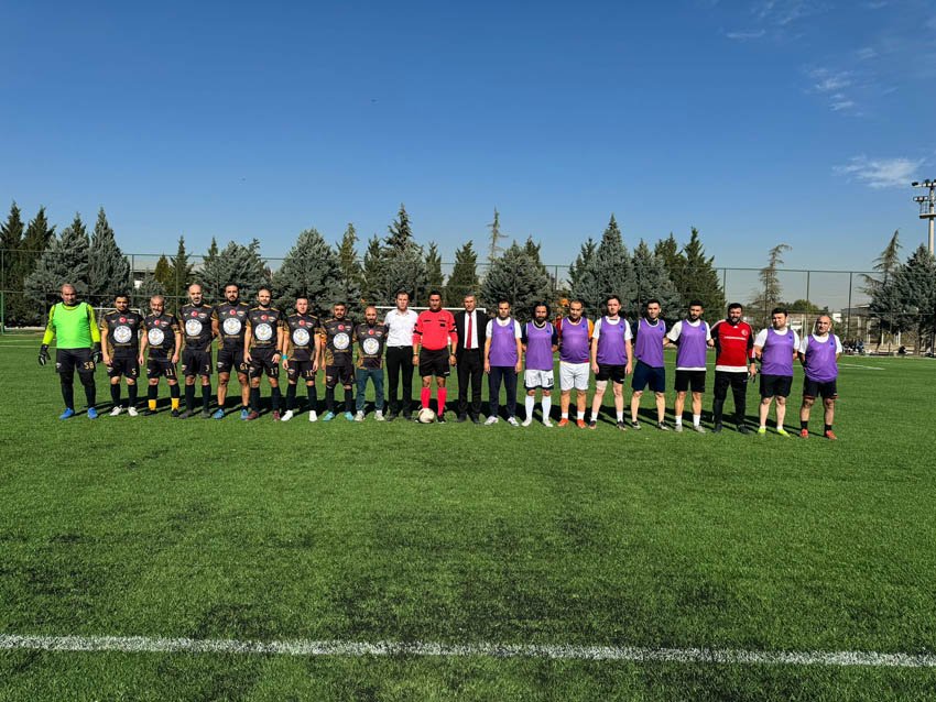 etimesgut-belediyesi-ve-kent-konseyi-hali-saha-futbol-turnuvasi