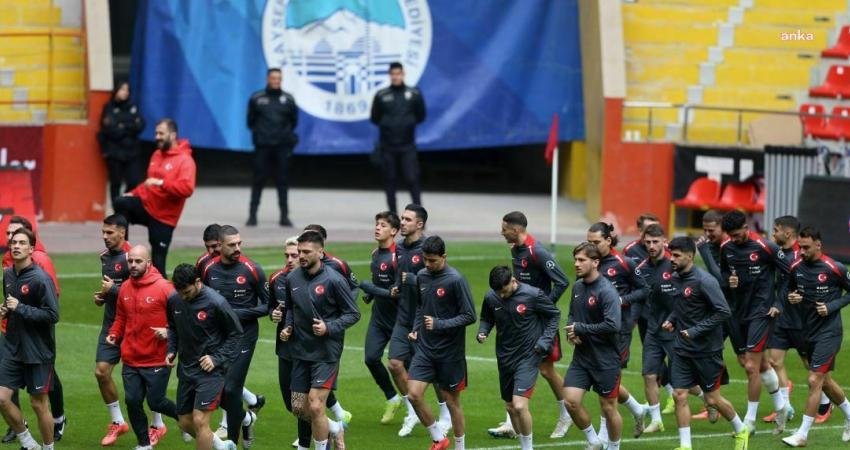UEFA Uluslar B Ligi 4. Grup'ta Galler'in ardından ikinci sırada