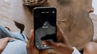 Avustralya, 16 yaş altındaki çocuklar için sosyal medyayı yasaklayan yasayı kabul