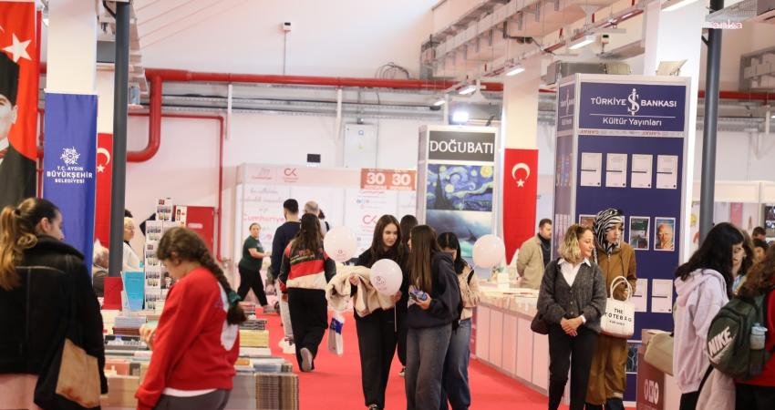 Aydın Büyükşehir Belediyesi ev sahipliğinde sevilen yazar, sanatçı ve bilim