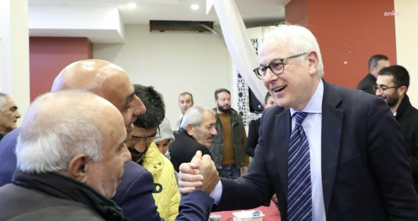 Beykoz Belediye Başkanı Alaattin Köseler’in ilçe sakinlerini yerinde dinlediği ve