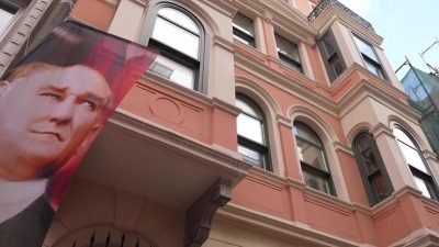 Beyoğlu Belediyesi, Beyoğlu'nun ilk Kadın Danışma ve Yaşam Merkezi'ni 25 Kasım