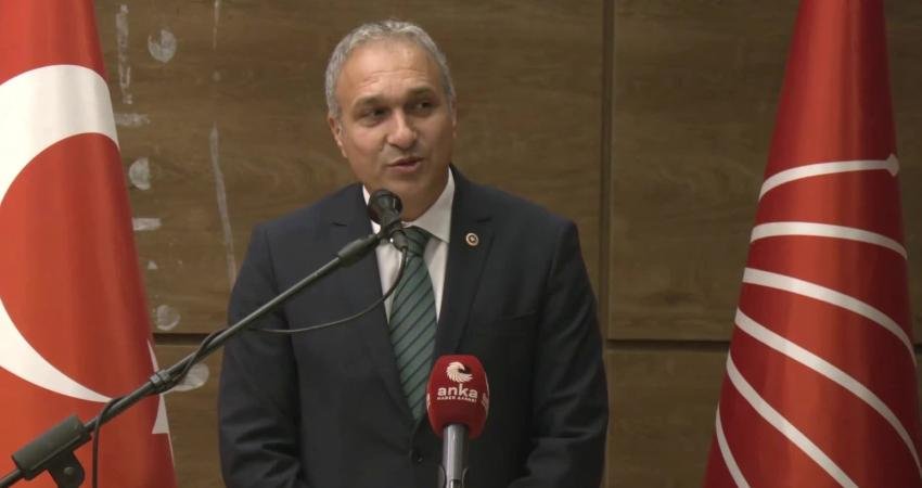 CHP'nin Milli Eğitimden Bakanlığından sorumlu Genel Başkan Yardımcısı Suat Özçağdaş,