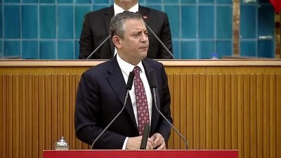CHP Genel Başkanı Özgür Özel, tutuklanarak yerine kayyum atanan Esenyurt