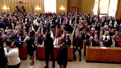 CHP Genel Başkanı Özgür Özel, bir süre önce İYİ Parti'den istifa