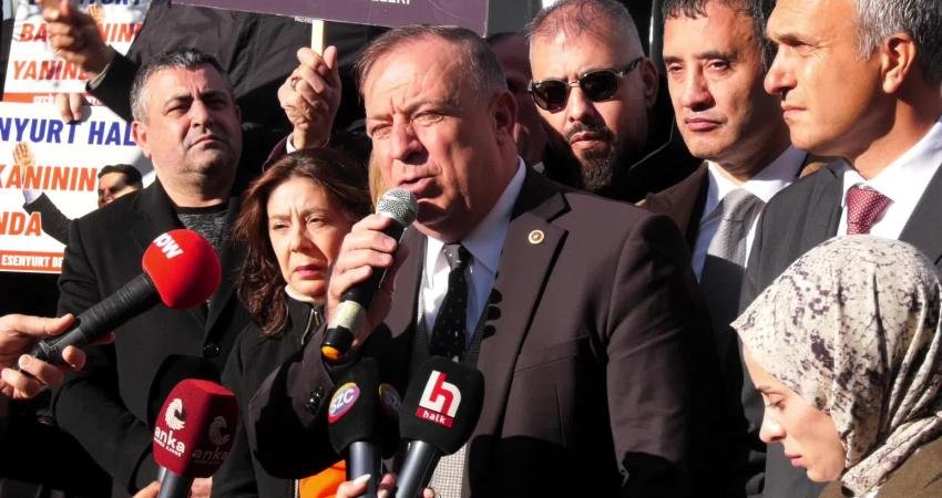 Esenyurt Belediye Başkanı Ahmet Özer'in tutuklanıp yerine kayyum atanmasının ardından