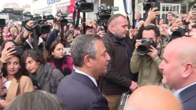CHP Merkez Yönetim Kurulu (MYK), Esenyurt Belediye Başkanı Ahmet Özer'in