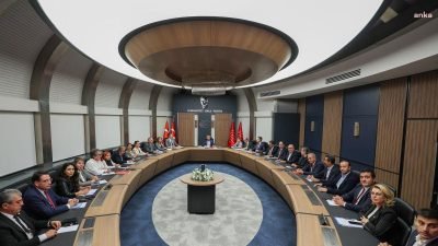 CHP MYK'nın Genel Başkan Özgür Özel başkanlığında parti genel merkezinde