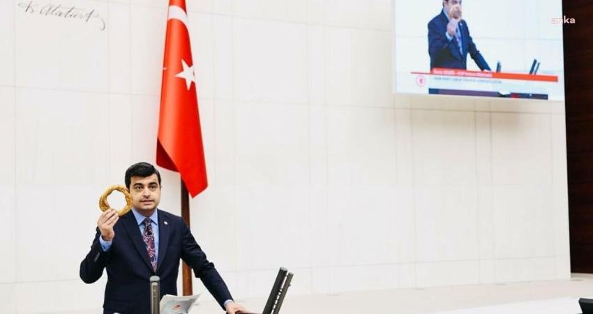 CHP Ankara Milletvekili Deniz Demir, Hazine ve Maliye Bakanı Mehmet