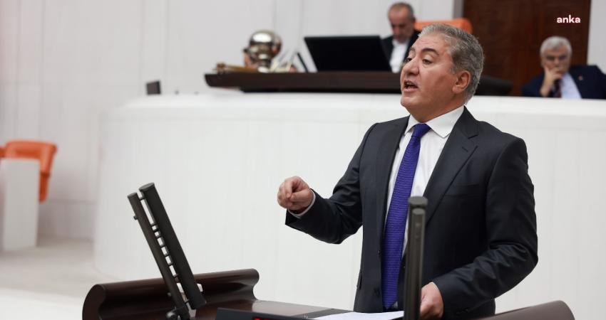 CHP’li Emir, Sağlık Bakanı Memişoğlu’na TÜSEB’e bağlı TUSKA’nın düzenlediği konferansa ilişkin iddiaları sordu CHP Grup Başkanvekili Murat Emir, Türkiye Sağlık Enstitüleri Başkanlığı'na (TÜSEB)