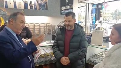 CHP Antalya Milletvekili Mustafa Erdem, Antalya’da esnaf ve pazar ziyareti