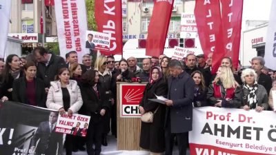 CHP Genel Başkan Yardımcısı Gökçe Gökçen, Esenyurt Cumhuriyet Meydanı’ndaki nöbette;
