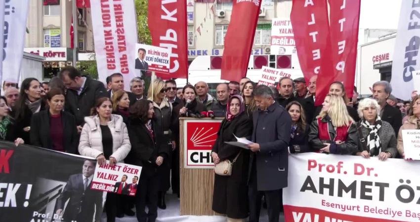 CHP Genel Başkan Yardımcısı Gökçe Gökçen, Esenyurt Cumhuriyet Meydanı’ndaki nöbette;