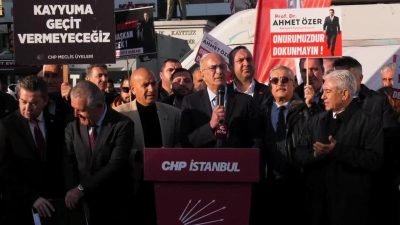 CHP Ankara Milletvekili Tekin Bingöl, Esenyurt’taki demokrasi nöbetinde; “Bu kayyum