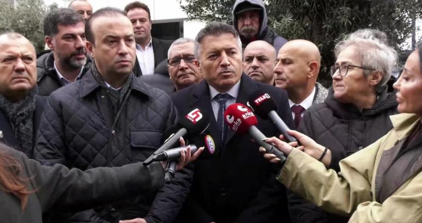Esenyurt Belediyesi Başkanı Ahmet Özer'in tutuklanıp yerine kayyum atanmasına karşı