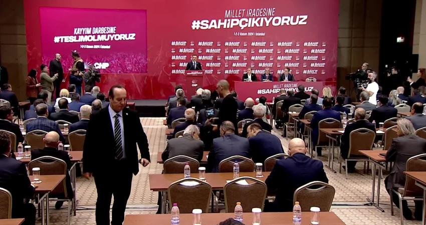 CHP İstanbul İl Başkanı Özgür Çelik, partisinin “Millet İradesine Sahip