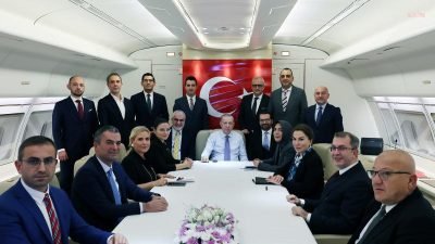 Cumhurbaşkanı Recep Tayyip Erdoğan, Riyad ve Bakü ziyaretlerinin ardından gazetecilere