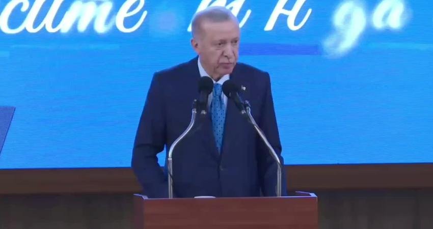 Kırgızistan-Türkiye Manas Üniversitesi'nin akademik yılı açılış törenine katılan Cumhurbaşkanı Recep