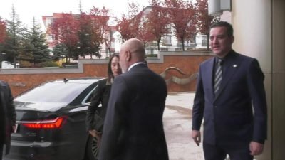 DEM Parti Eş Genel Başkanları Tülay Hatimoğulları ve Tuncer Bakırhan,