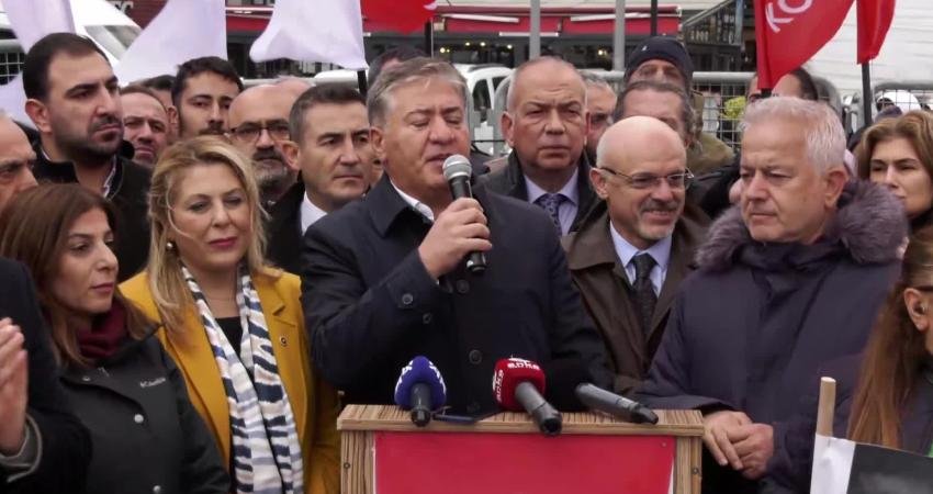 Esenyurt Belediyesi Başkanı Ahmet Özer'in tutuklanıp yerine kayyum atanmasına karşı