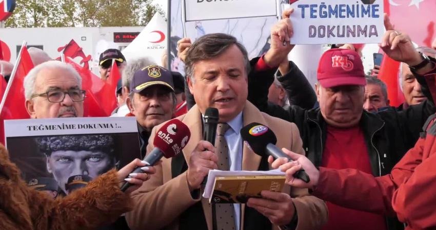 Kara Harp Okulu'nda resmi mezuniyet töreni sonrasında “Mustafa Kemal’in askerleriyiz”