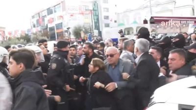 CHP'li yöneticilerin ve meclis üyelerinin Esenyurt Belediyesi'ne alınmamasının ardından Esenyurt