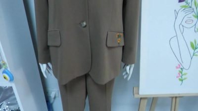 Esenyurt Belediyesi'nin açtığı Moda Tasarım Kursu’nda kadınlar, hem el becerilerini