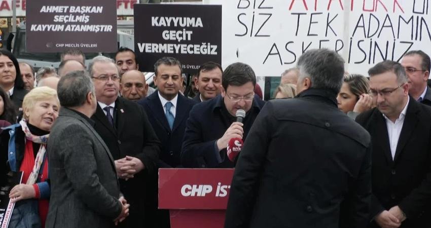 CHP Genel Başkan Yardımcısı Burhanettin Bulut, Esenyurt’taki Demokrasi Nöbeti'nde; “Birliğimizi