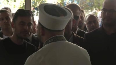 İzmir'de 71 yaşında hayatını kaybeden eski CHP İzmir İl Başkanı ve