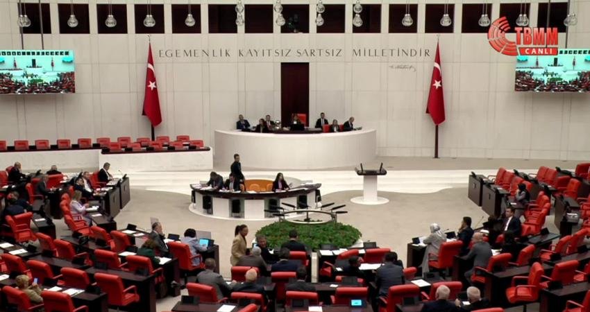 AK Parti Grup Başkanvekili Özlem Zengin, Noterlik Kanunu ile Bazı
