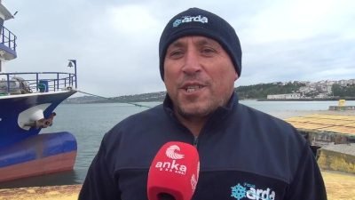 Karadeniz’de etkili olan kötü hava şartlarında yol almakta güçlük çeken yük
