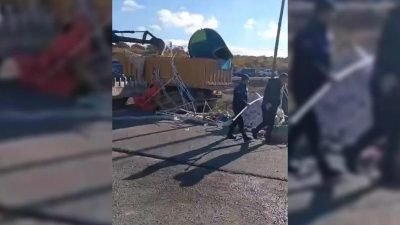 Kocaeli Gebze'deki barınak önünde nöbet tutan hayvanseverlerin barınakları polis tarafından