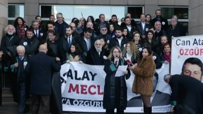 İstanbul Barosu, Can Atalay için İstanbul Adliyesi önünde açıklama yaptı.