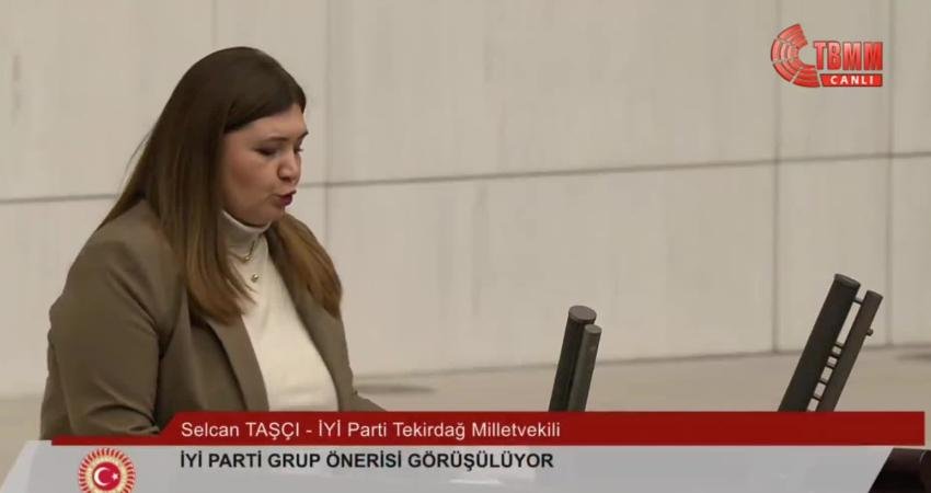 İYİ Parti'nin kalıcı yaz saati uygulamasının vatandaşlar üzerindeki etkisinin araştırılarak