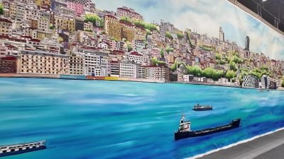 Ressam Alev Özas’ın Cumhuriyet’in 101'inci yılına özel çizdiği 50 metre