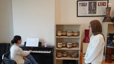 Kartal Belediyesi tarafından kurulan Sanat Akademisi’nin müzik bölümü için düzenlenen