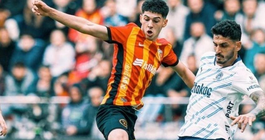 Süper Lig'in 13. hafta maçında Kayserispor sahasında Fenerbahçe’ye 6-2 mağlup